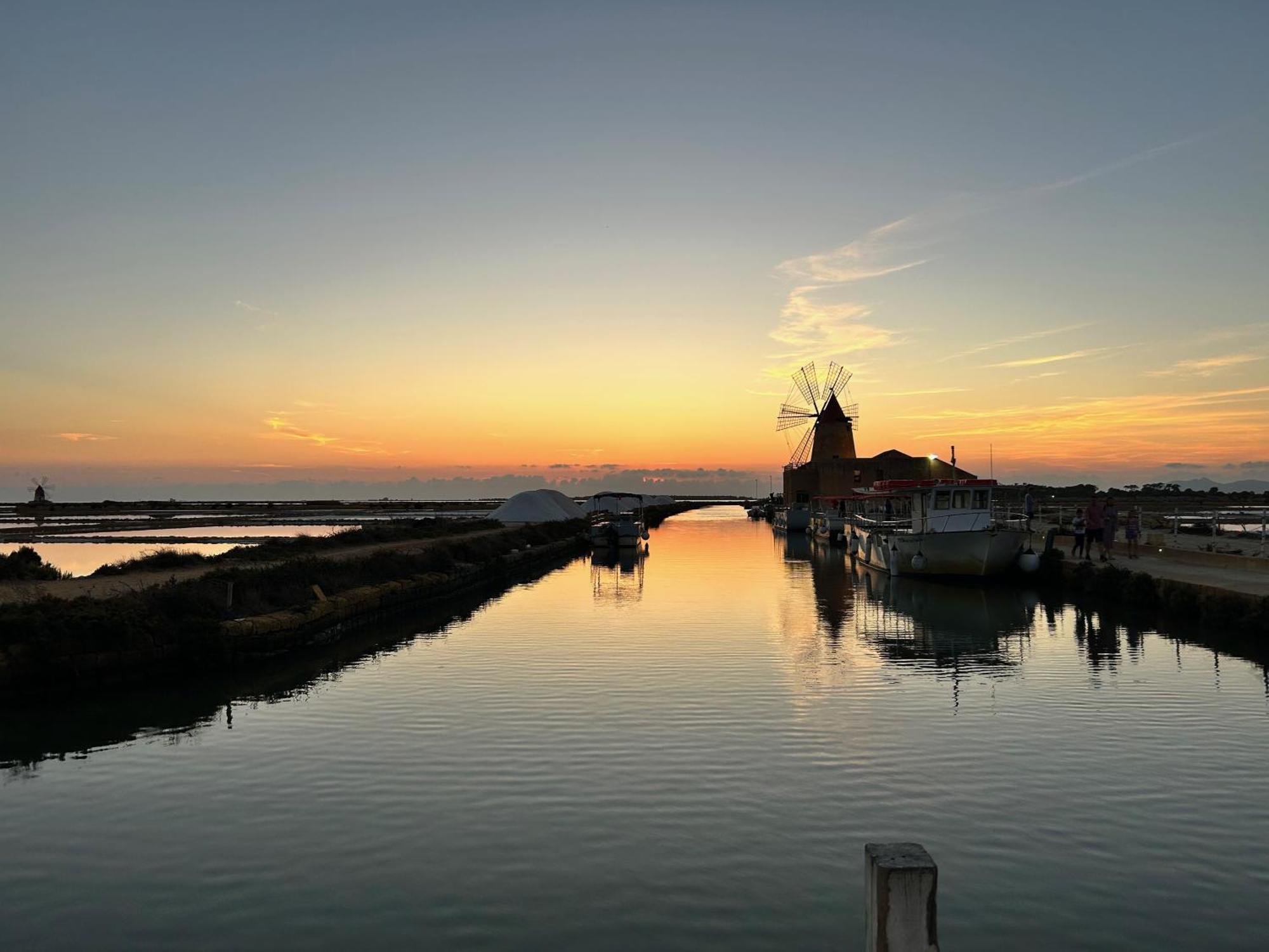 L'Oasi Una Pineta Sul Mare Custonaci Bagian luar foto